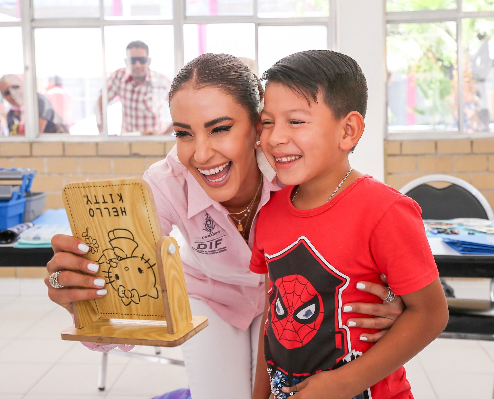 Marisol Rosso lleva a cabo campaña gratuita de Prótesis Oculares a través del DIF Estatal