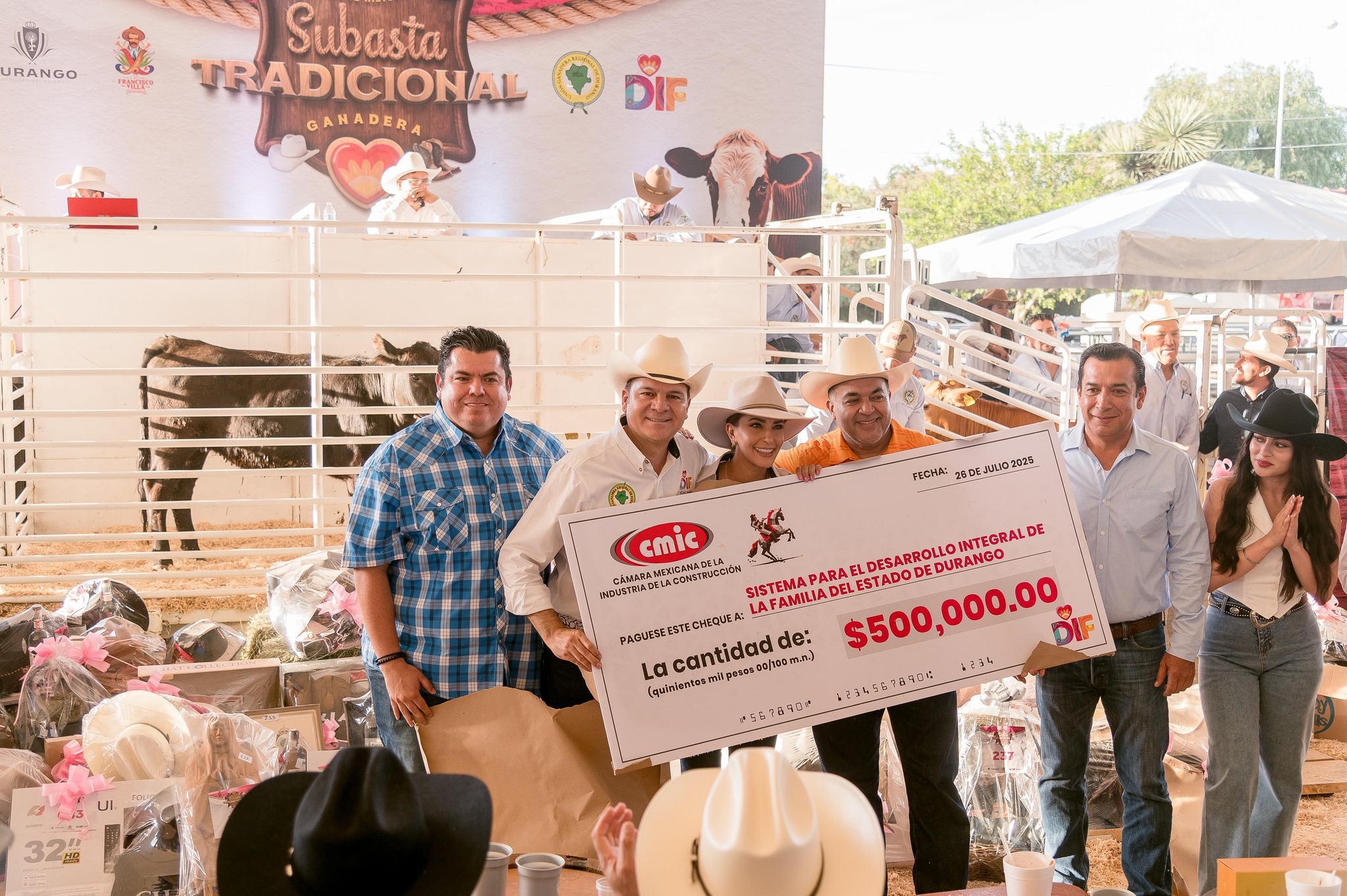 Durango se une por la niñez: Subasta Tradicional Ganadera 2025 recauda 8.8 millones en una jornada de solidaridad