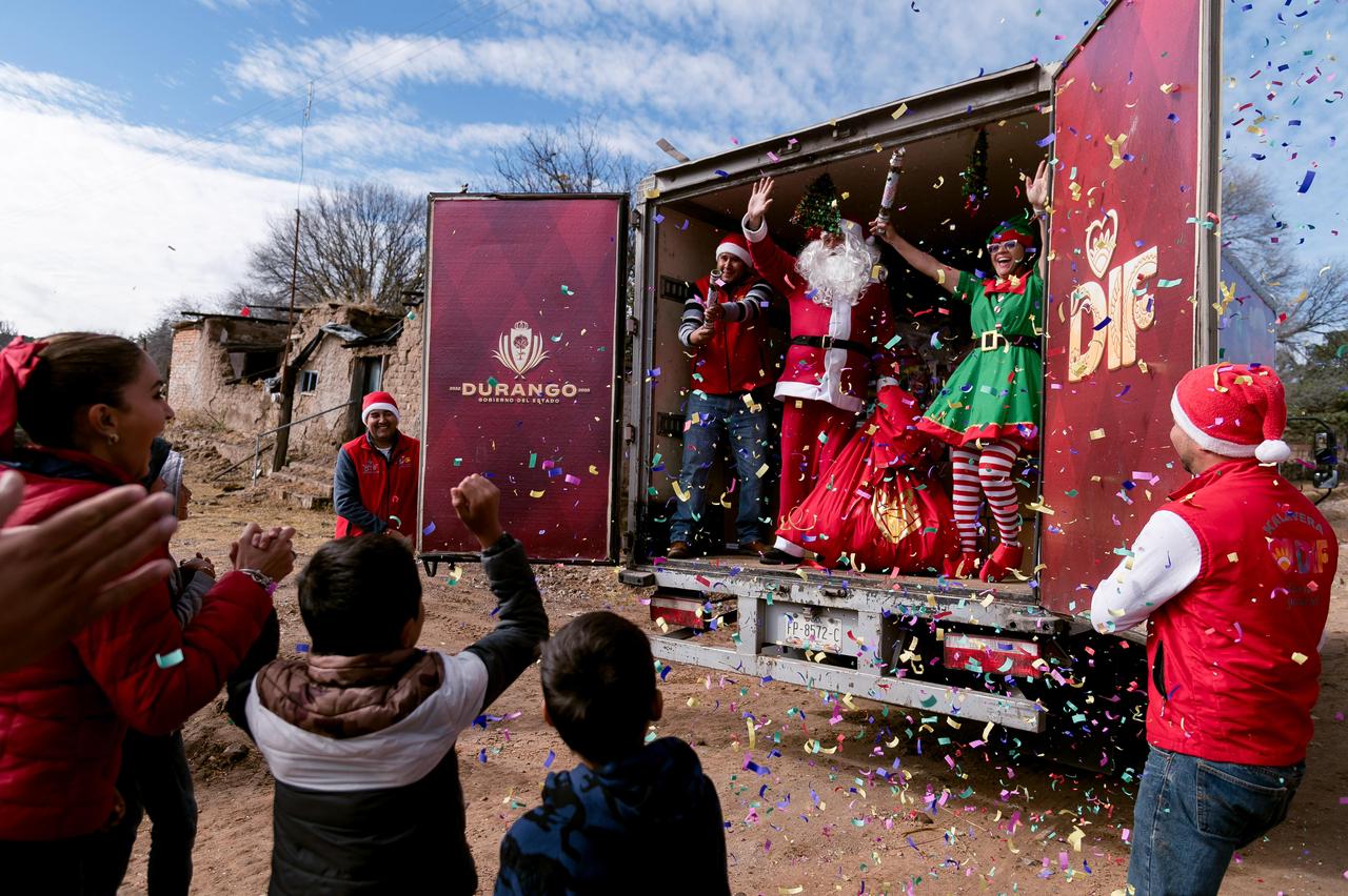 La “Ruta de las Sonrisas” del DIF Estatal llena de alegría escuelas y comunidades de Durango