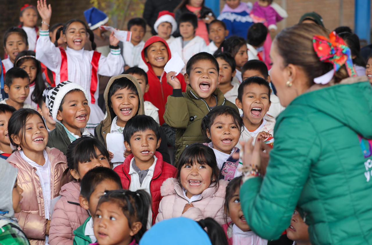 Con la “Ruta de las Sonrisas”, juguetes, aguinaldos y apoyos alimentarios llegan a familias del Mezquital